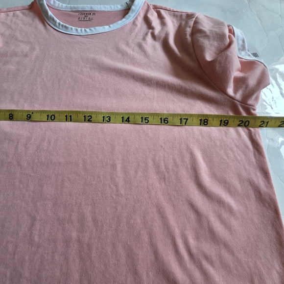 Forever 21 Men’s Pink T‑Shirt with White Trim - Picture 5 of 8